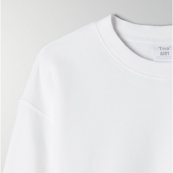 Aritiza TNA Airy AF, Fleece Perfect Crew Sweatshirt (Colour: Hemp brown) - Picture 2 of 6